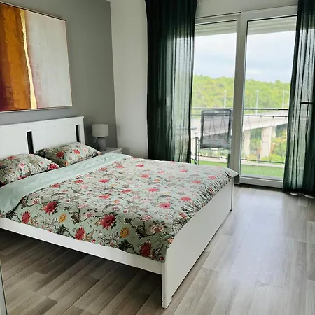 Apartment Luna Rijeka