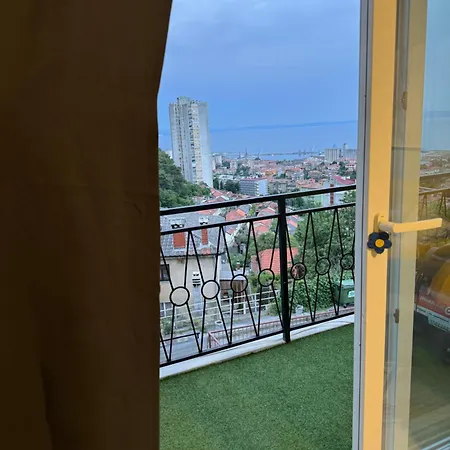 Luna * Rijeka